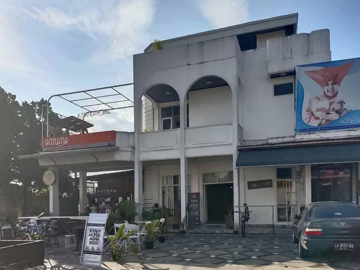 Hotel Ananda Syariah Redpartner Bukittinggi Exterior photo